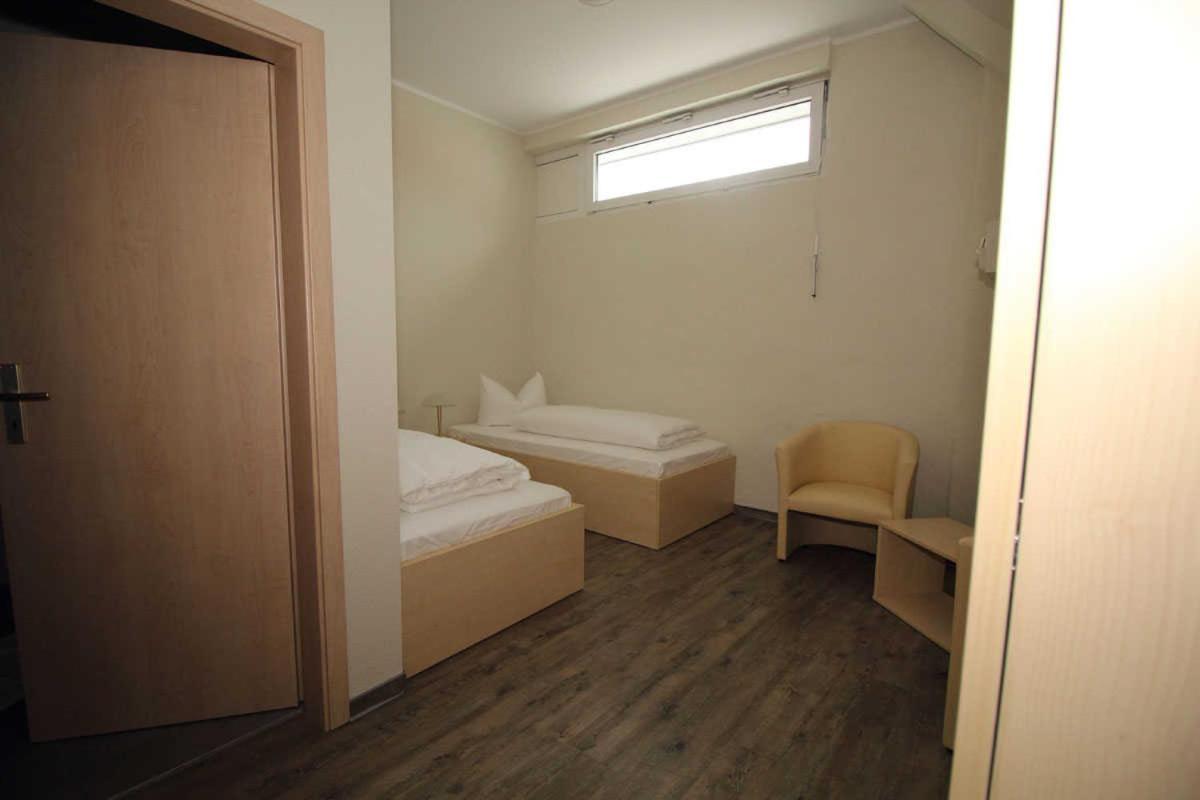 Kutterfisch Kajueten Direkt Im Stadthafen Apartment Sassnitz Exterior photo